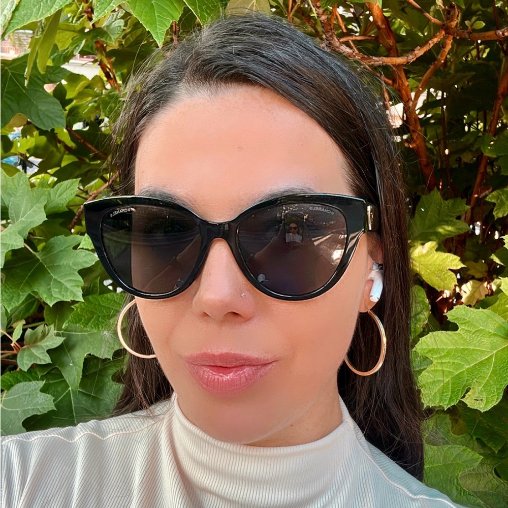 Meet your Posher, Gia